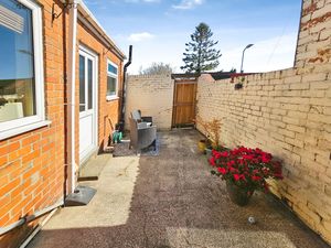 Photo 10- click for photo gallery